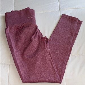 NVGTN SCRUNCH Seamless Leggings